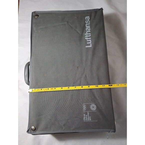 Vintage Lufthansa Crew Pilot Folding Suitcase, 1972 Munich Olympics (Rare Find) - Picture 11 of 12